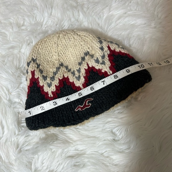 Hollister Red Gray Cream OSFM Sherpa Lined Knit Cap Snow Ski Beanie Y2K wool - Picture 5 of 6